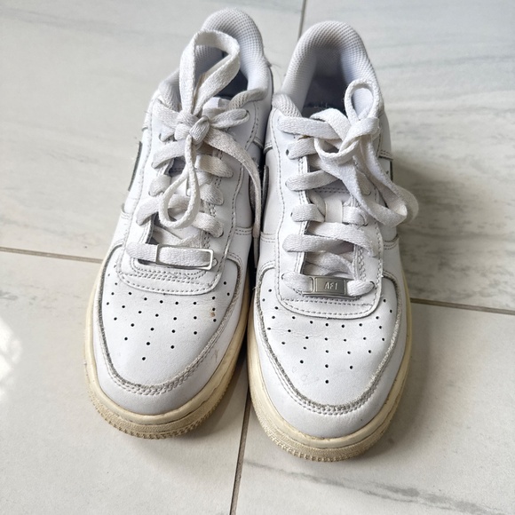 Air Force - Picture 3 of 3